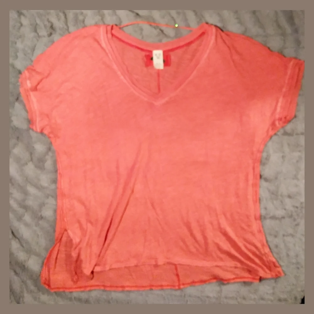 We the Free by FP  " Take Me" boyfriend v-neck burnout tee destructed melon Med. - Picture 11 of 15